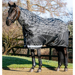 LeMieux Arika Reflective 0g Turnout Rug + Hood Lite Ripstop 600d Black 4'9'-7'3'